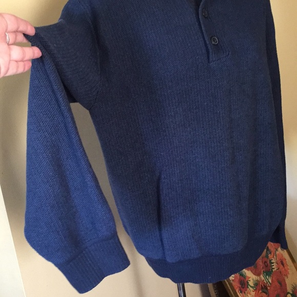GAP for GOOD Size XL 1/3 Button Neck Polo Fisherman’s Weave Navy Cozy $129 NEW - Picture 5 of 8